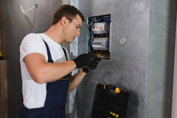 Best Commercial Electrician Services  in King City, OR